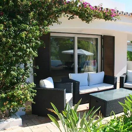 Almancil Sleeps 10 Pool Air Con Wifi T607997 Вале-до-Лобо